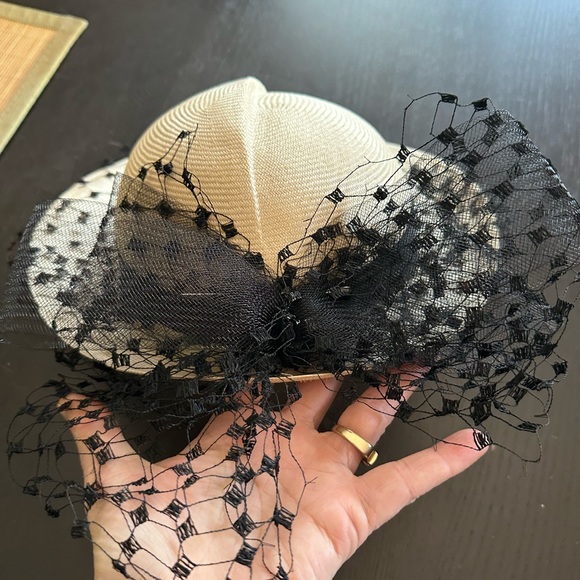 Vintage “Ruth Alan Designs” Hat - great Condition - Picture 7 of 14